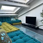 Salutati Apartments By Mmega